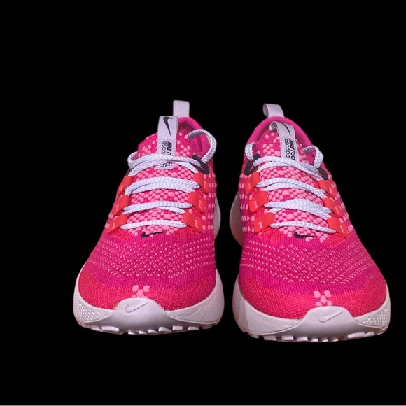 NIKE REACT ESCAPE RUNNING FLYKNIT PINK PRIME WOMEN SHOES - Picture 5 of 10